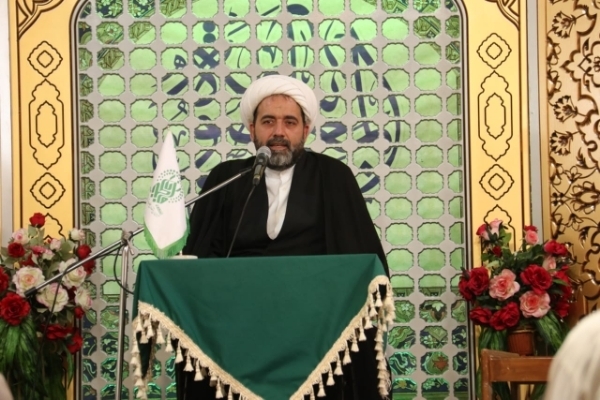 زیارت اهل بیت(ع) قلب&zwnj;ها را با خود همراه می&zwnj;کند