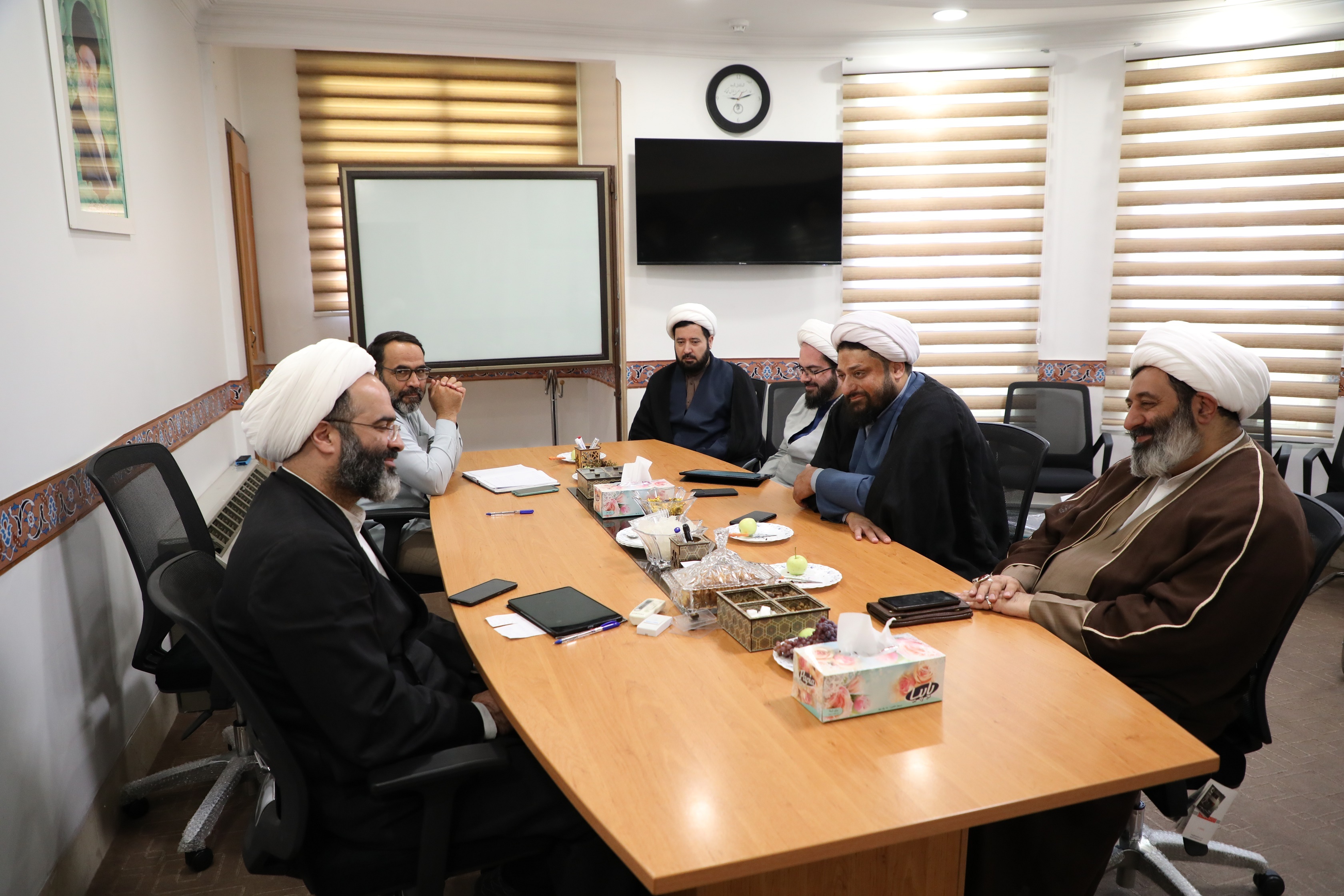 پیگیری برنامه مهرواره محله همدل٢ در قم