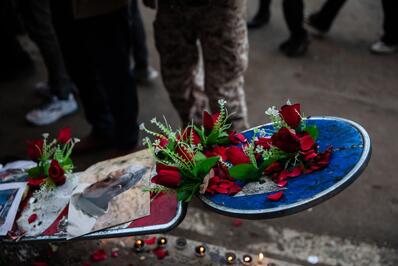 محل انفجار تروریستی کرمان گلباران شد