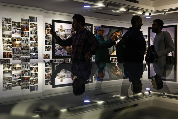 افتتاح نمایشگاه عکس با طوفان الاقصی