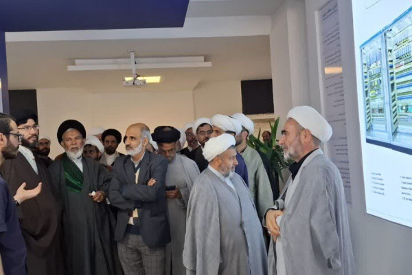 بازدید مبلغین روحانی از پارک علم و فناوری خراسان در قالب اردوی راهیان پیشرفت