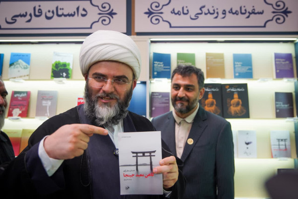 بازدید رئیس سازمان تبلیغات اسلامی از سی و ششمین نمایشگاه کتاب