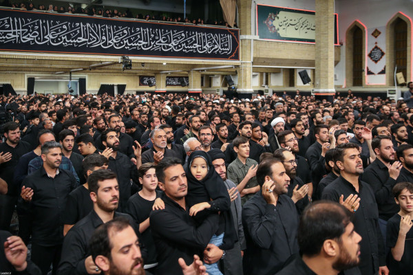 مراسم عزاداری سید و سالار شهیدان(ع) در حسینیه امام خمینی(ره)