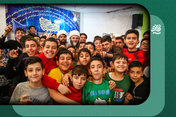 עֲתִיקָף: אמונה שקטה שמרעידה את הסטיגמות על נוער איראן