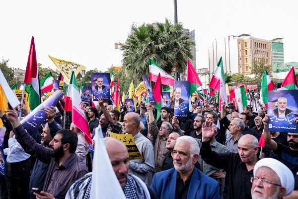 10مرداد | تجمع مردم تهران در پی ترور اسماعیل هنیه