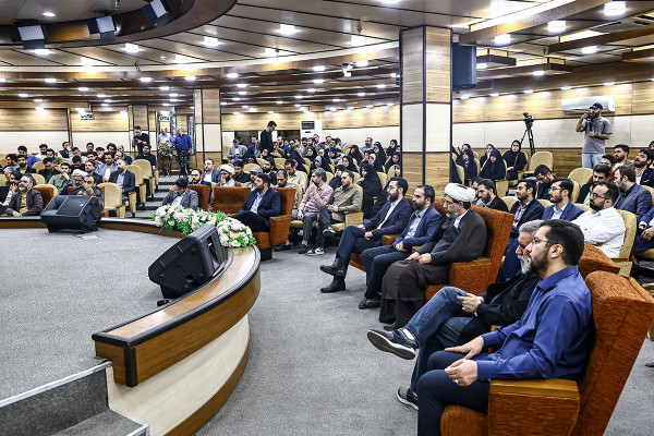 مراسم تکریم و معارفهٔ مدیرعامل تبیان