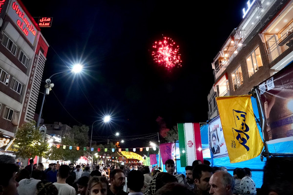 阿赫迈德教民在萨南达季的盛大聚会