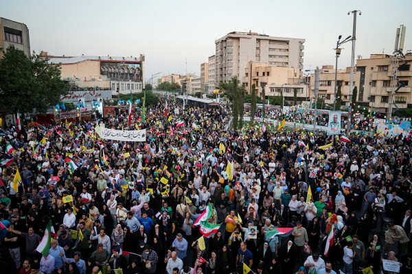 Kilometer-long Ghadir March