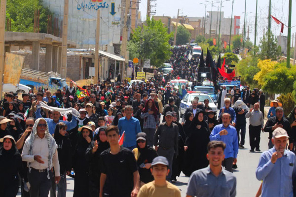 مراسم پیاده روی جاماندگان اربعین در یاسوج برگزار شد