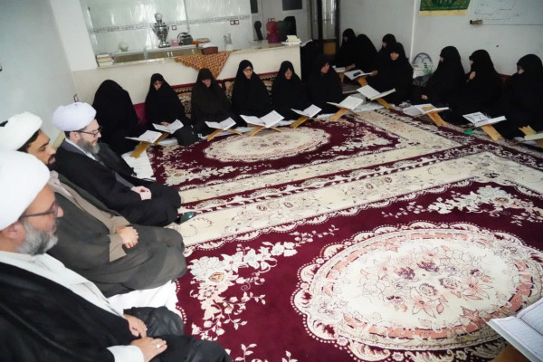 رئیس اداره امور قرآنی زنجان از خانه قرآنی نورالثقلین در شهرستان ماهنشان بازدید کرد