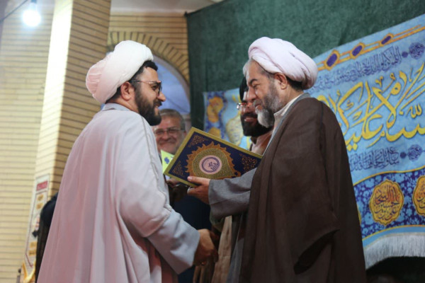 تجلیل از فعالان و خدمتگزاران محافل حسینی در لردگان