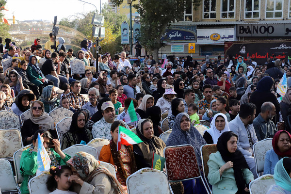 Большой праздник общины Ахмада в Сенендедже