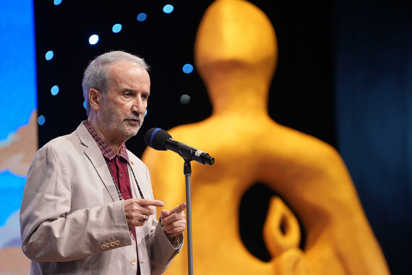 קארן הומאיוּנפאר נבחר לדמות האמנותית של השנה