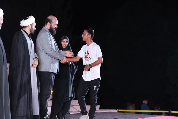 «Истори»: Кампания по чтению для подростков