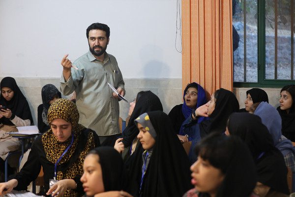 《历史》：面向青少年的阅读活动