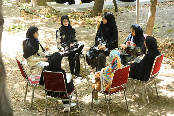 《历史》：面向青少年的阅读活动