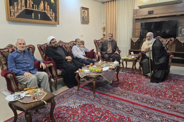 تجلیل حجت‌الاسلام جامعی از پیشکسوت مداحی