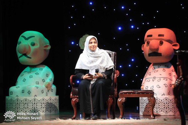 در حلقه زندان