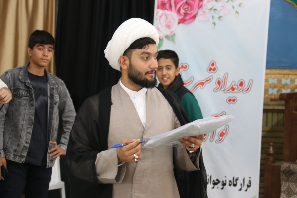 نوجوانان ، هویت تاریخی ایران اسلامی را روایت کردند