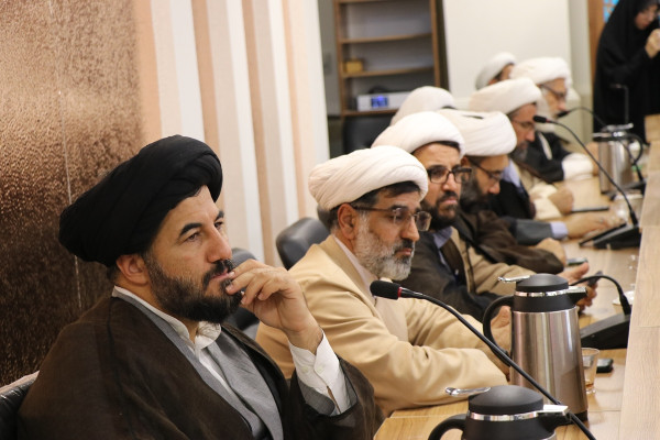 نشست هم‌اندیشی چهره‌های تبلیغی استان خراسان شمالی با حضور حجت‌الاسلام والمسلمین میرزا محمدی