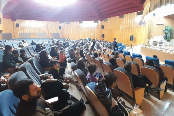 مراسم  جشن بزرگ  یلدای مهربانی در شهرستان صحنه