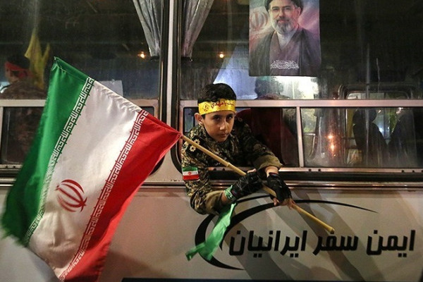 کاروان نمادین اعزام به جبهه در همدان
