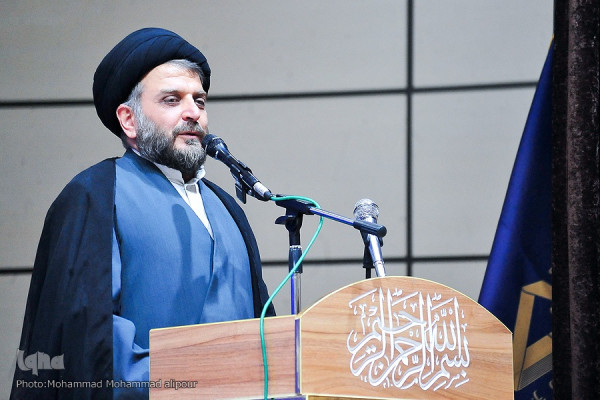 قدردانی از خدمات سه‌ساله مدیر حوزه‌های علمیه خوزستان