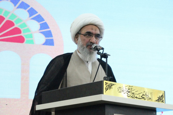همایش «بوشهر پایتخت قرآن، تجلی مقاومت و امید» برگزار شد